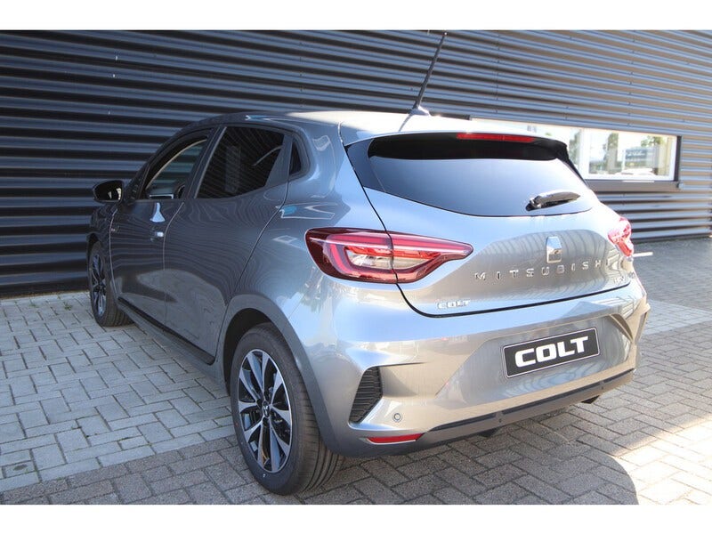 Mitsubishi Colt (19)
