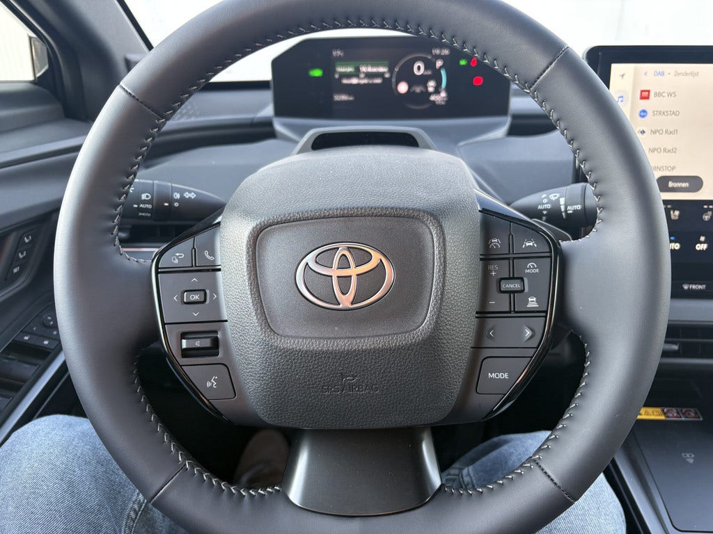 Toyota bZ4X (7)