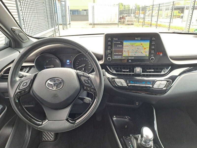 Toyota C-HR (19)