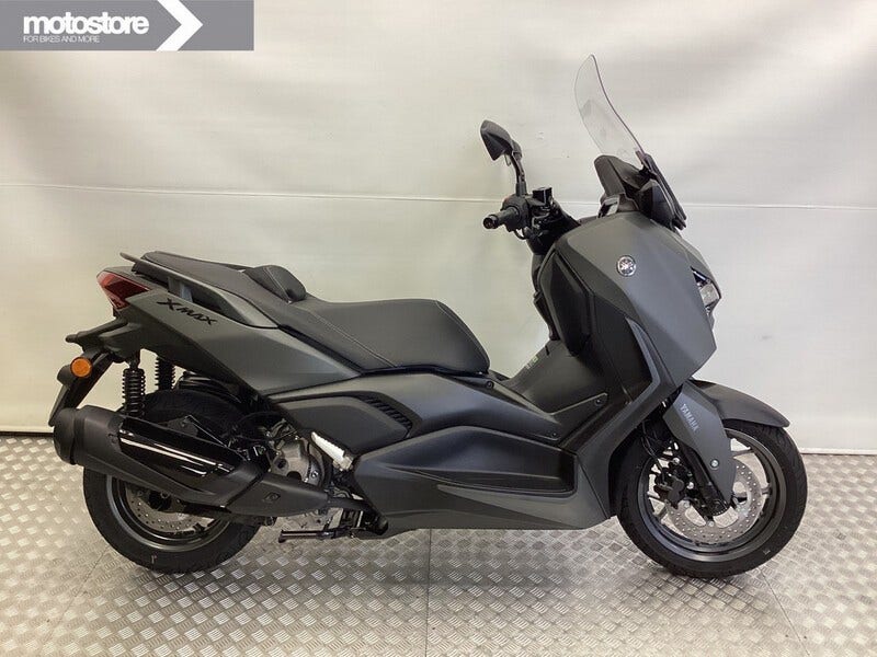 Yamaha X MAX