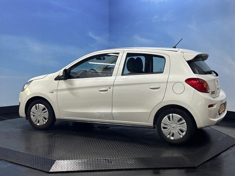 Mitsubishi Space Star (4)