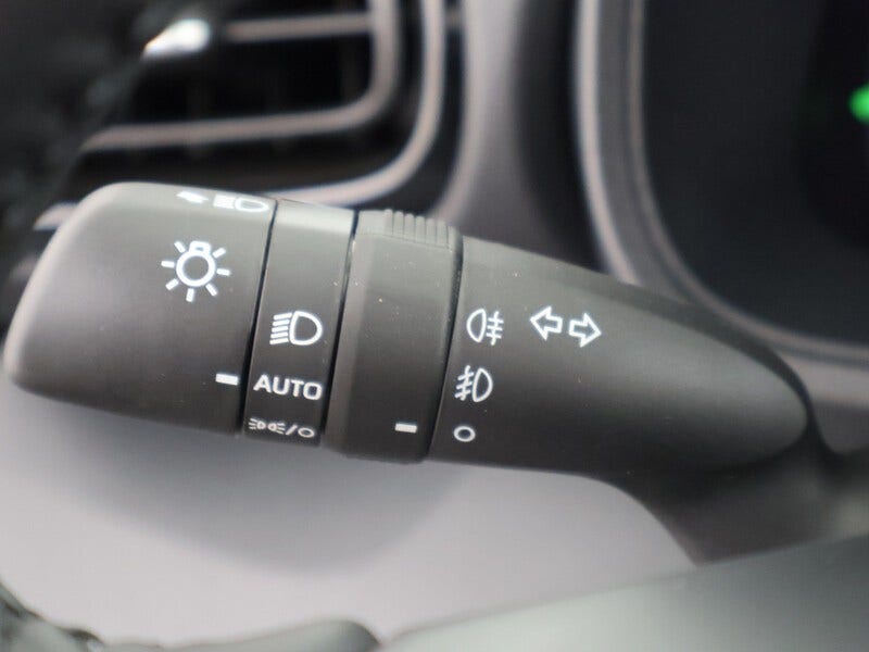 Toyota Yaris Cross (13)