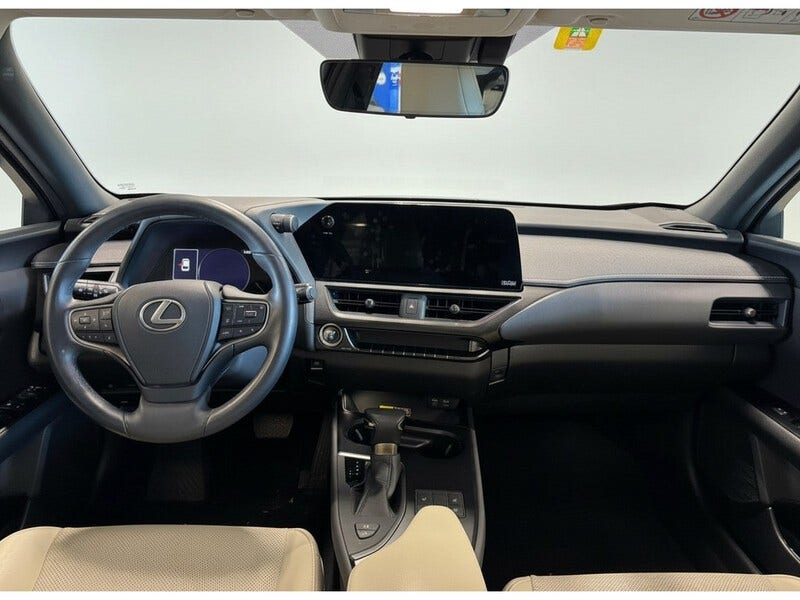 Lexus UX (8)