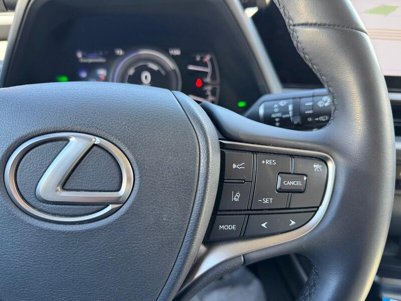 Lexus UX (14)
