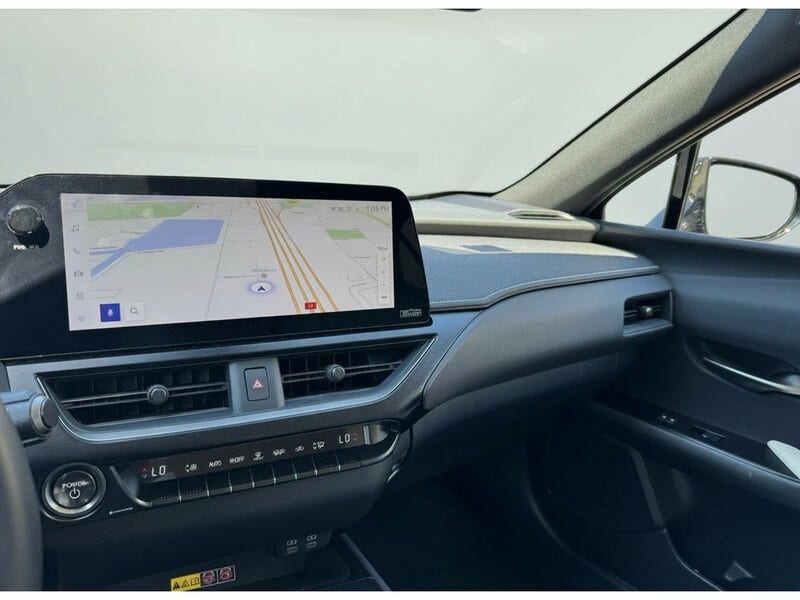 Lexus UX (16)