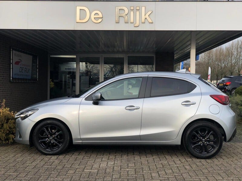 Mazda 2 (3)