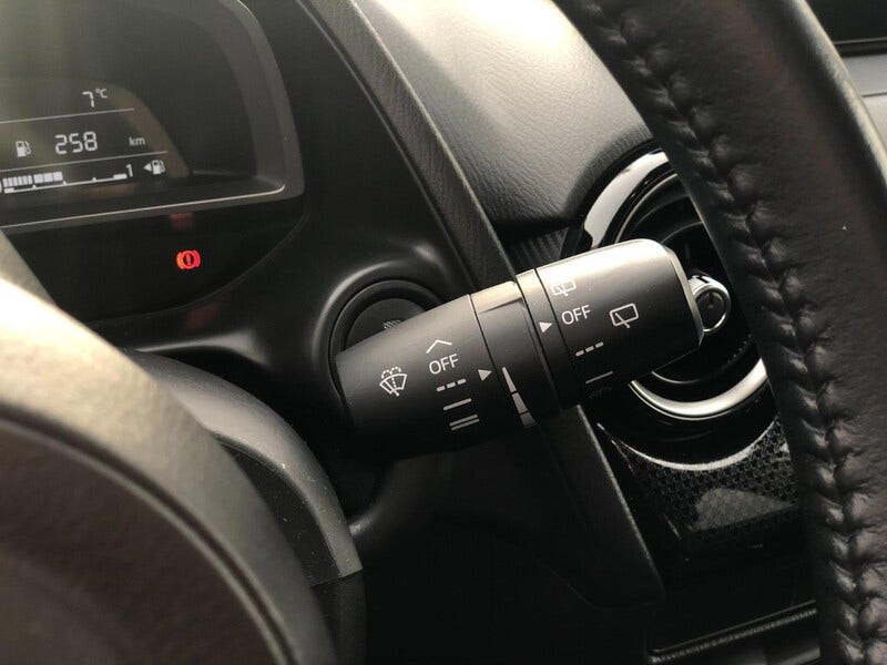 Mazda 2 (16)