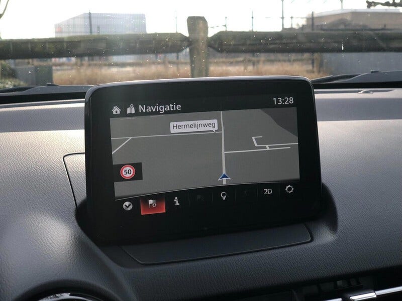 Mazda 2 (18)