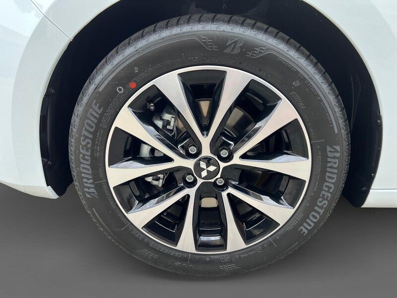Mitsubishi Colt (8)