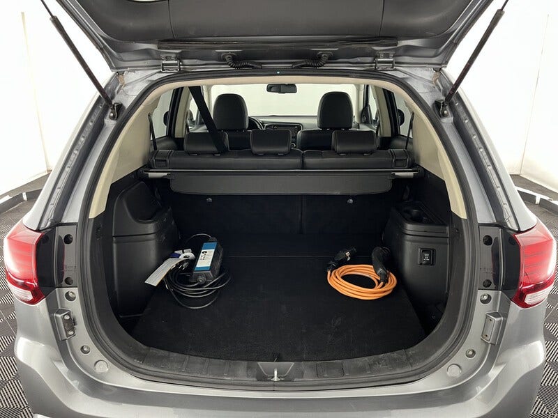 Mitsubishi Outlander (10)