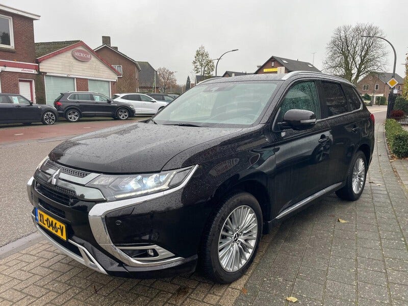 Mitsubishi Outlander (4)