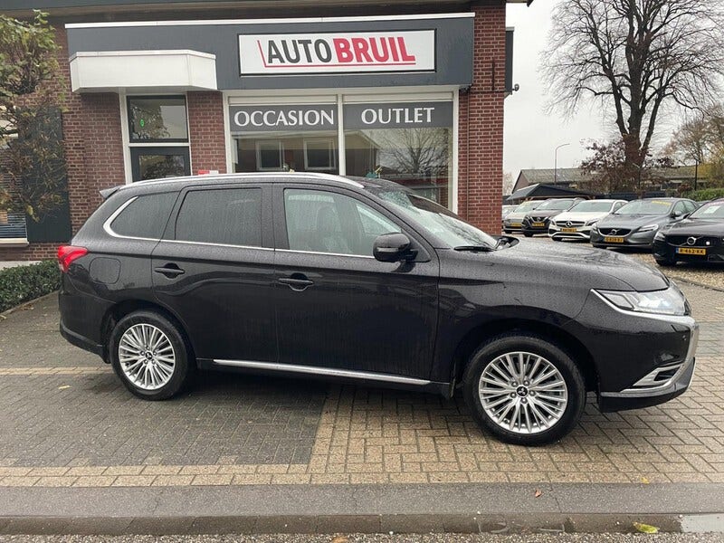 Mitsubishi Outlander (5)