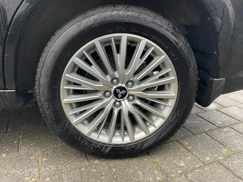 Mitsubishi Outlander (6)