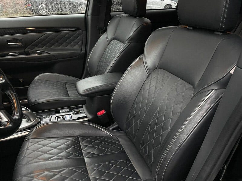 Mitsubishi Outlander (8)