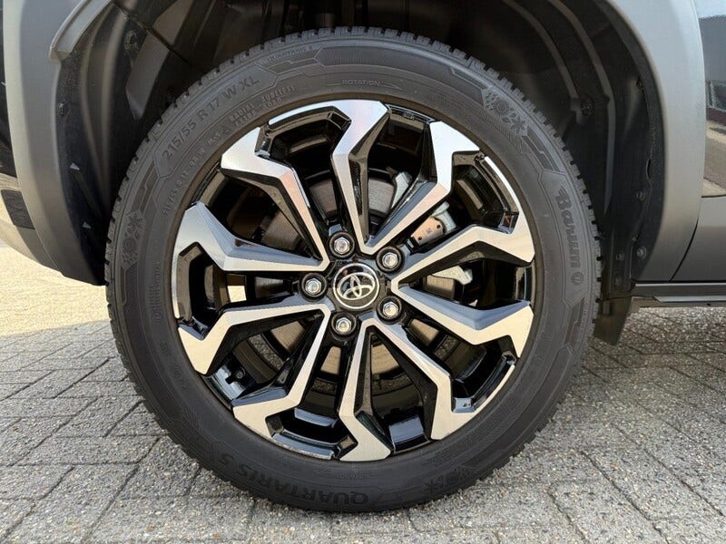 Toyota Yaris Cross (13)