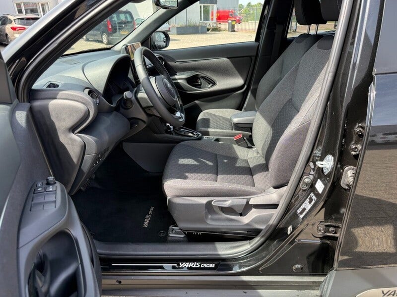 Toyota Yaris Cross (17)