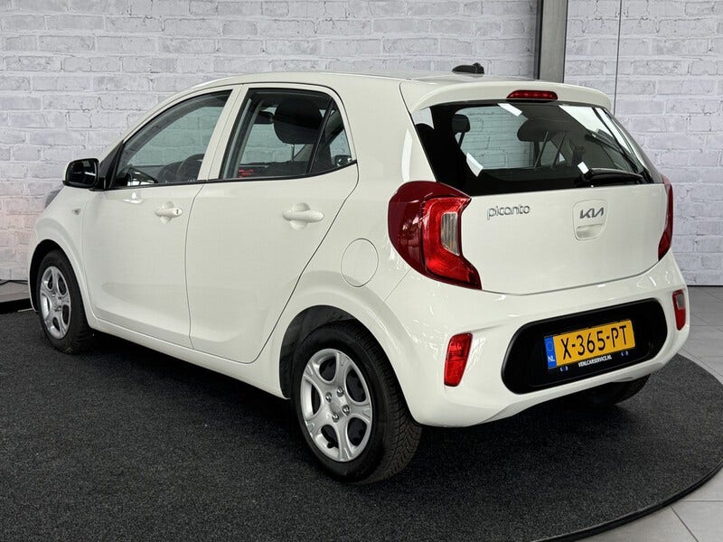 Kia Picanto (2)
