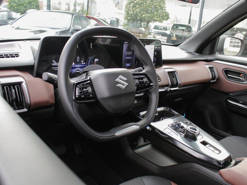 Suzuki E Vitara (6)