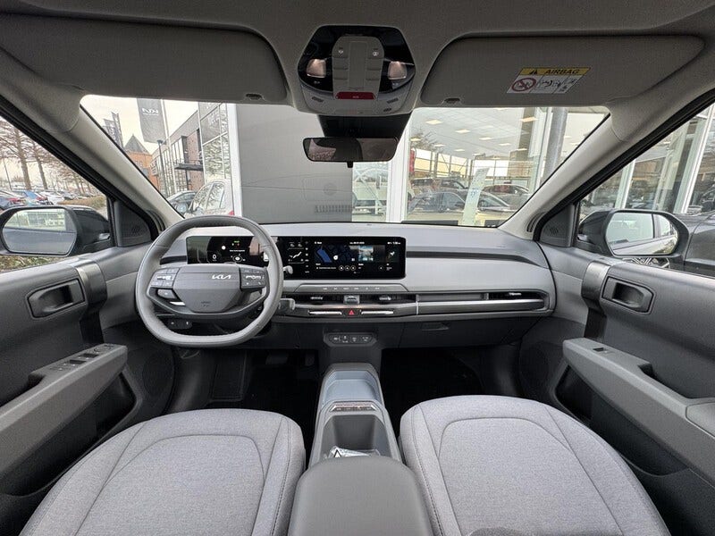 Kia EV3 (8)