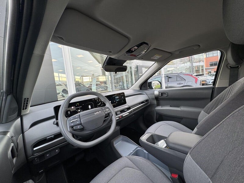 Kia EV3 (12)