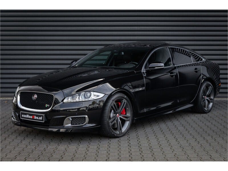 Jaguar XJ