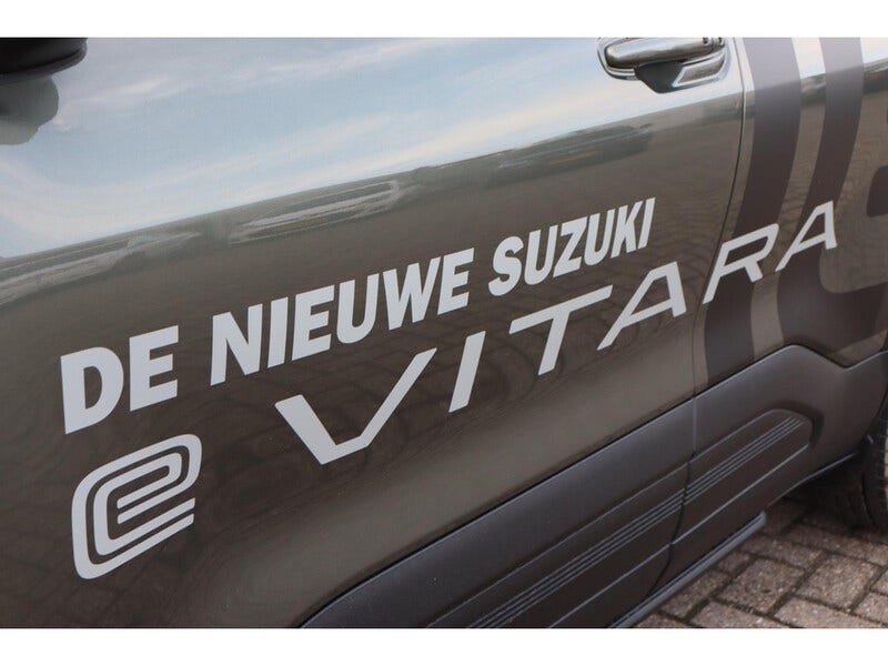Suzuki E Vitara (12)