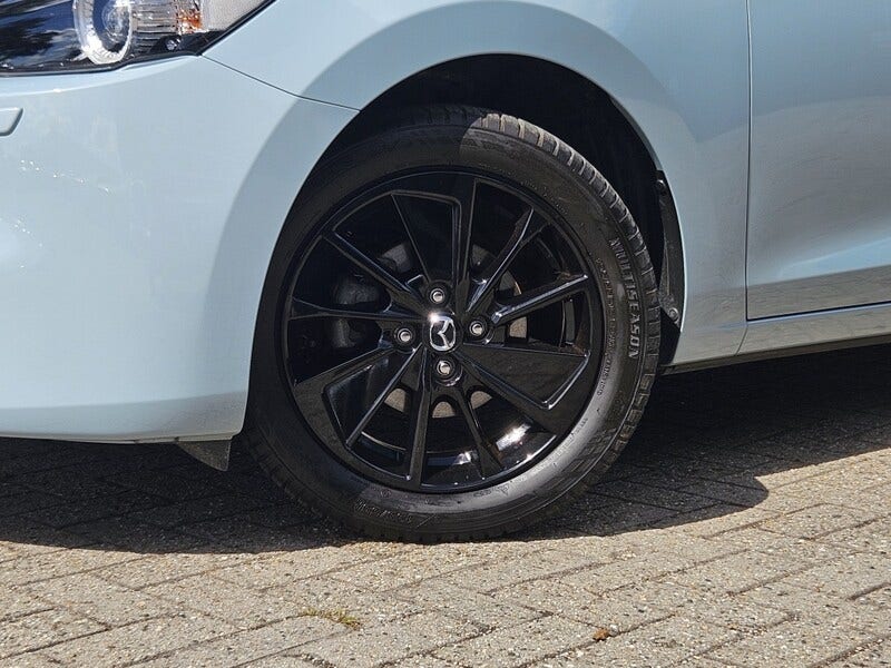 Mazda 2 (12)