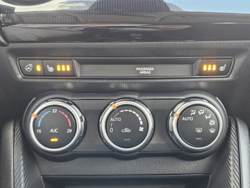 Mazda 2 (16)