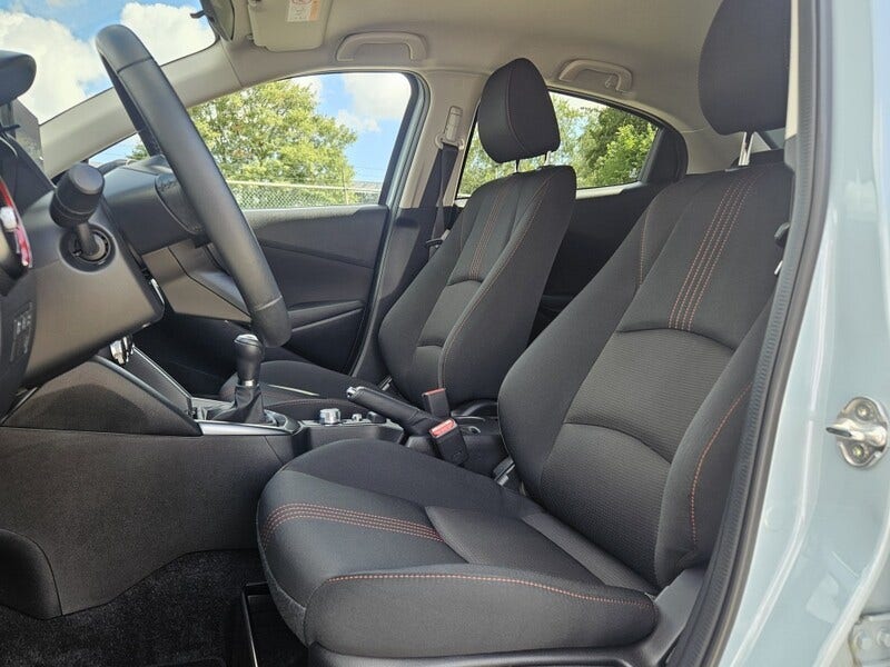 Mazda 2 (17)