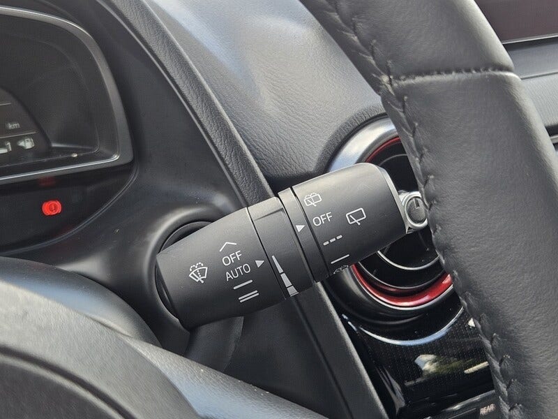Mazda 2 (23)