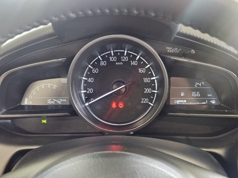 Mazda 2 (24)