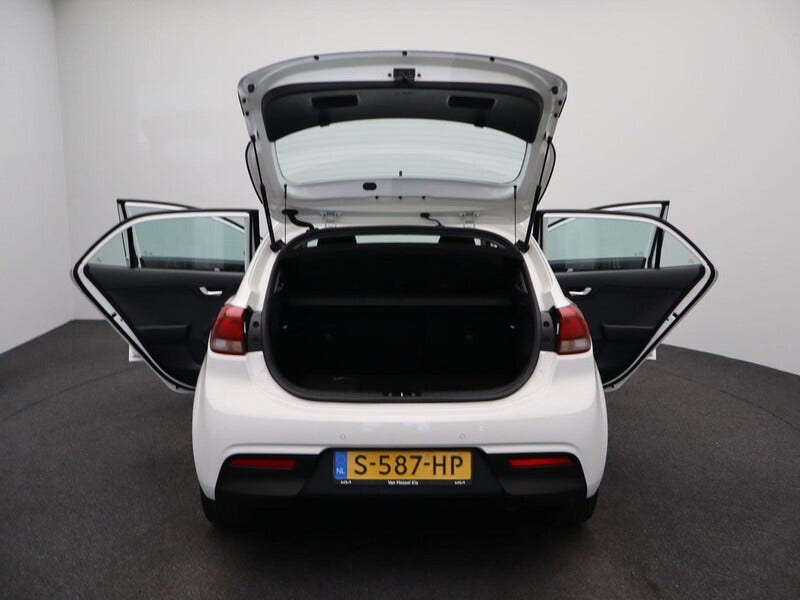 Kia Rio (13)