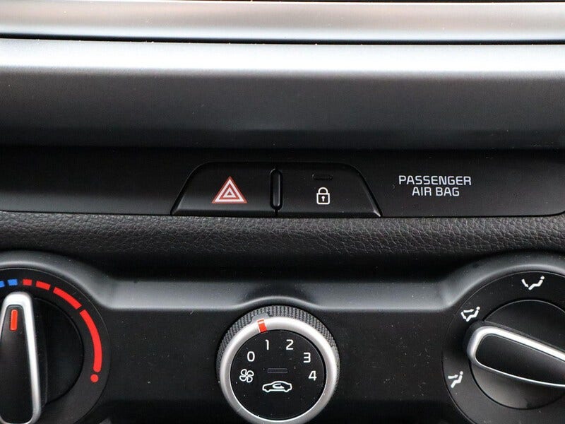 Kia Rio (19)