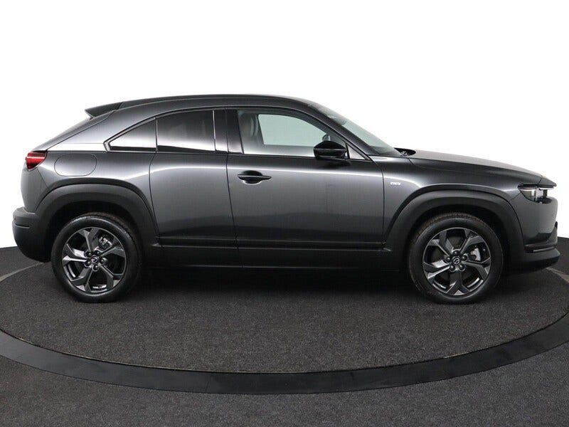 Mazda MX-30 (11)