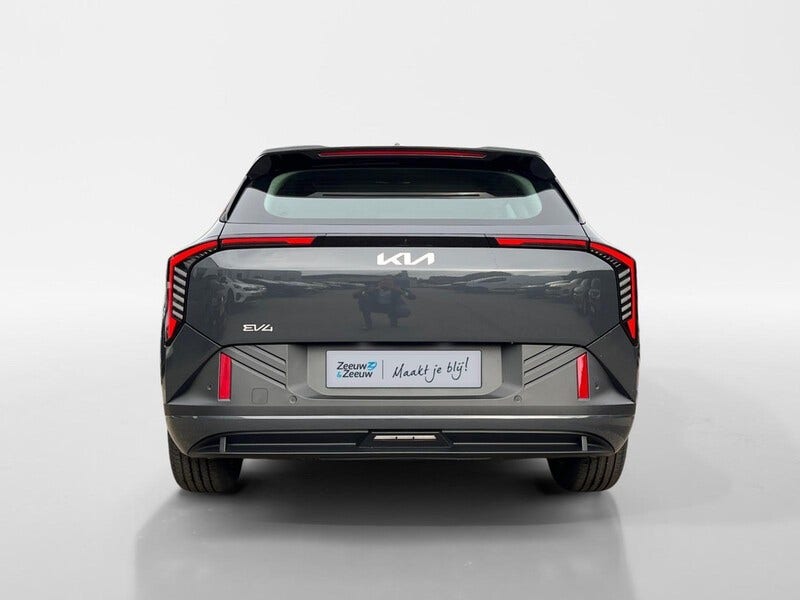 Kia EV4 (4)