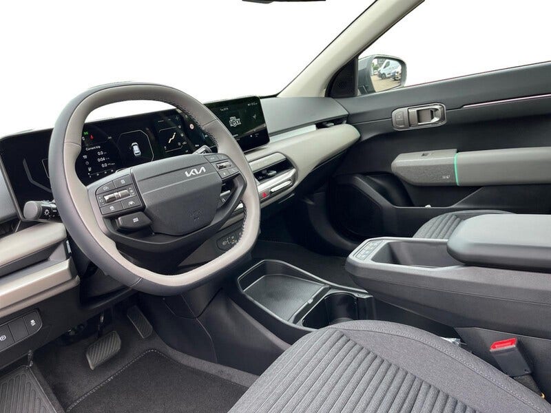 Kia EV4 (13)