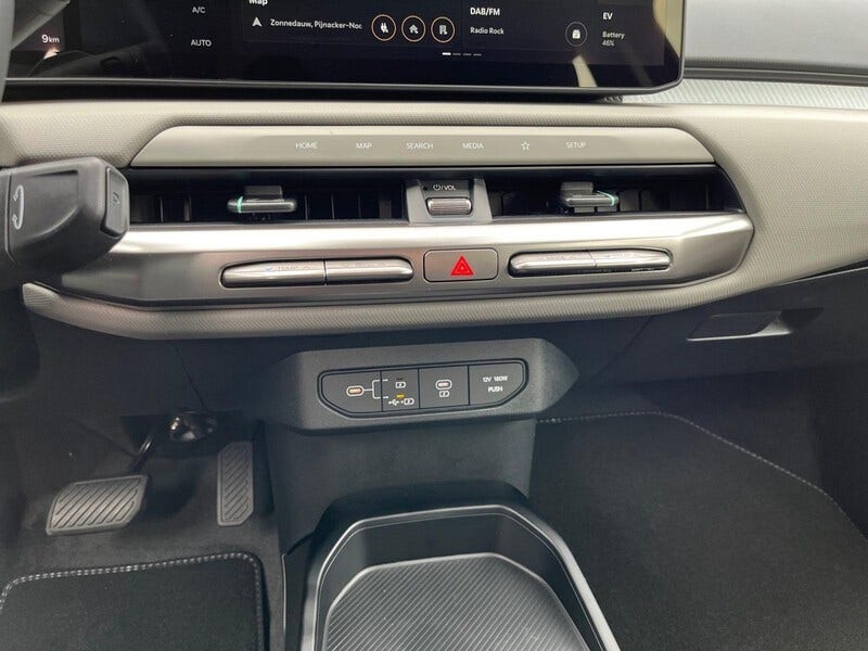 Kia EV4 (22)