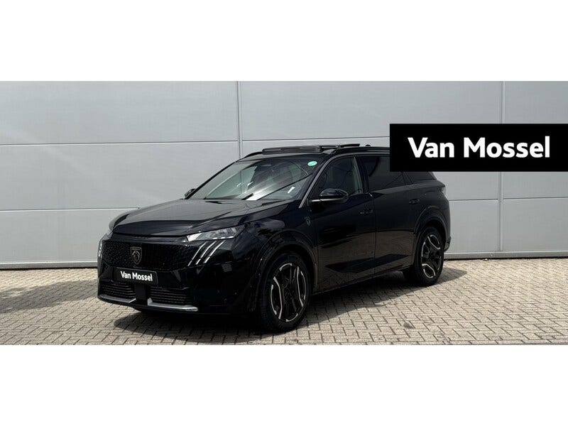 Peugeot e 5008