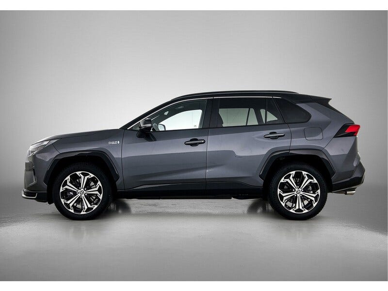 Toyota RAV4 (3)
