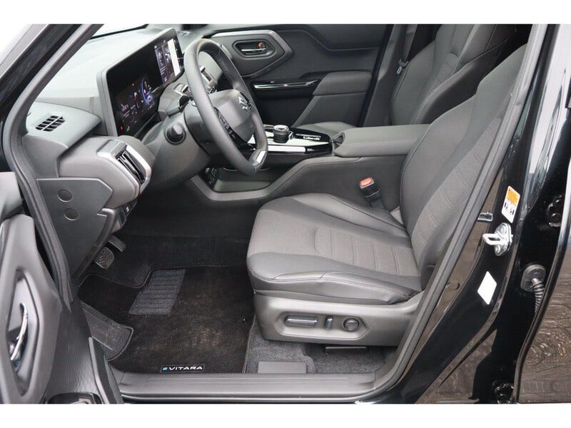 Suzuki E Vitara (6)