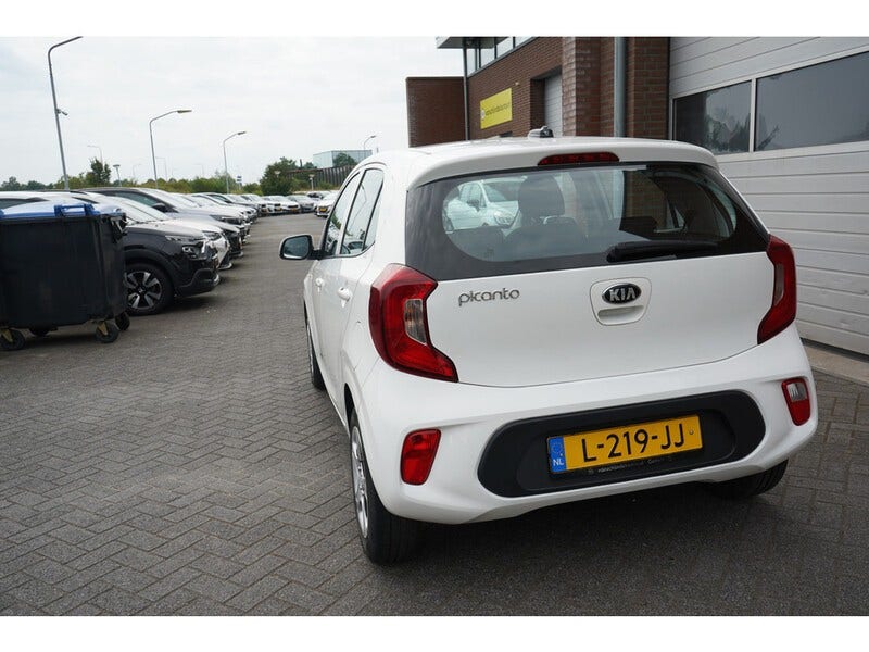 Kia Picanto (7)
