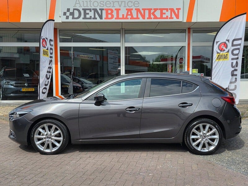 Mazda 3 (5)