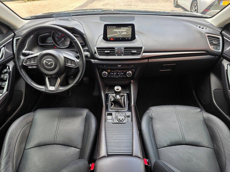 Mazda 3 (9)