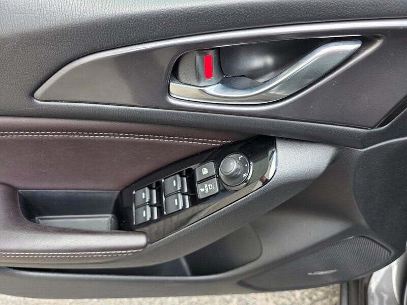 Mazda 3 (10)