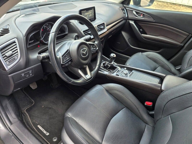 Mazda 3 (11)