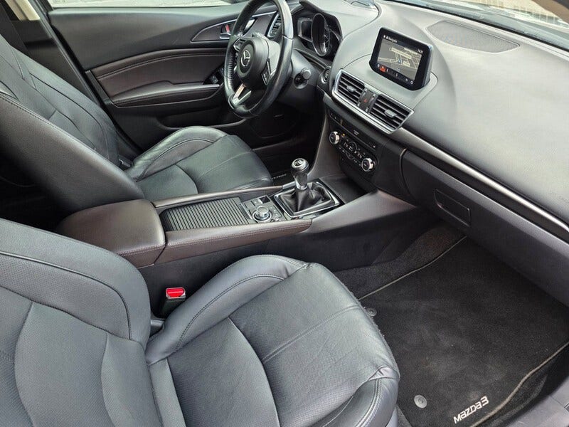Mazda 3 (16)