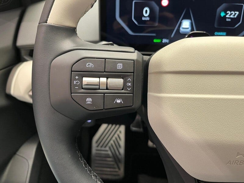Kia EV4 (9)