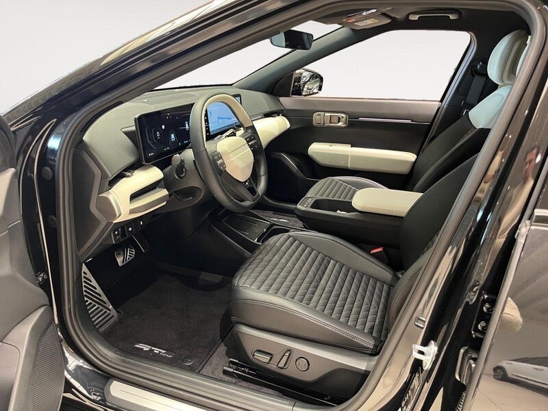 Kia EV4 (19)