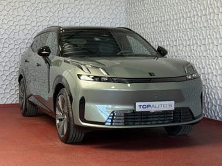 Lynk and Co 08