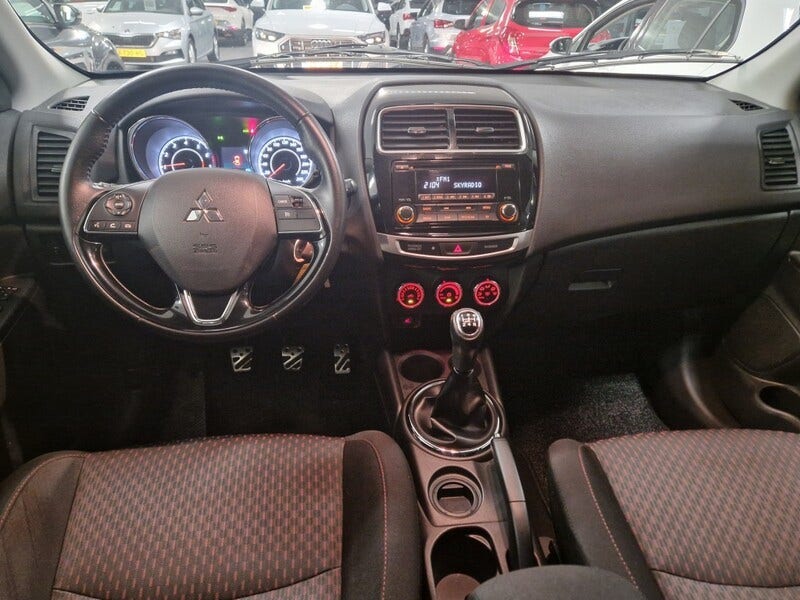 Mitsubishi ASX (10)